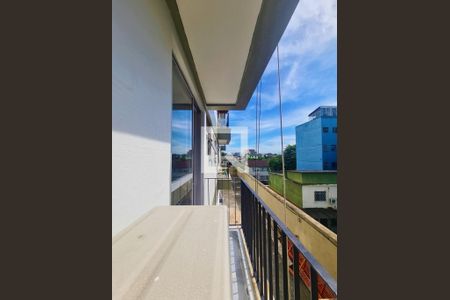 Apartamento à venda com 68m², 1 quarto e 1 vaga Apartamento à venda com 68m², 1 quarto e 1 vagaVaranda da Suíte