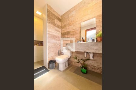 Apartamento à venda com 68m², 1 quarto e 1 vaga Apartamento à venda com 68m², 1 quarto e 1 vagaBanheiro da Suíte