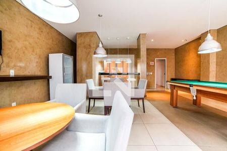 Apartamento à venda com 65m², 2 quartos e 1 vaga Apartamento à venda com 65m², 2 quartos e 1 vagaÁrea comum - Salão de Jogos