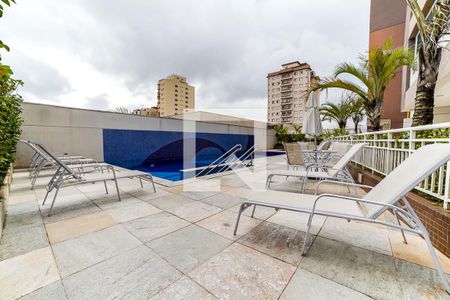 Apartamento à venda com 65m², 2 quartos e 1 vaga Apartamento à venda com 65m², 2 quartos e 1 vagaÁrea comum - Piscina