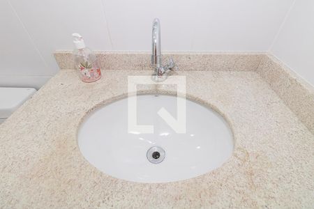 Apartamento à venda com 65m², 2 quartos e 1 vaga Apartamento à venda com 65m², 2 quartos e 1 vagaBanheiro da Suíte