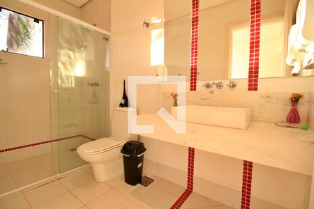 Casa à venda com 788m², 9 quartos e 10 vagasBanheiro Social