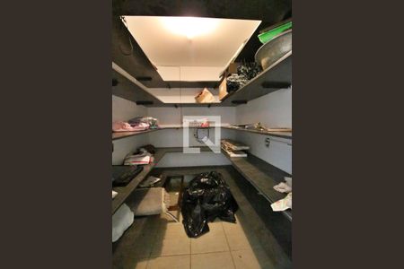 Casa à venda com 788m², 9 quartos e 10 vagasAlmoxarifado/ Despensa