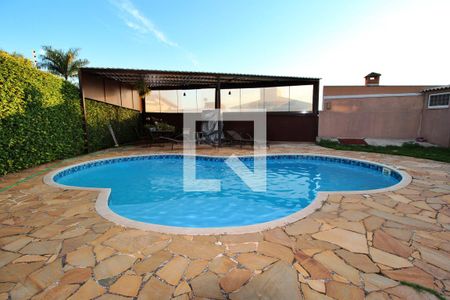 Casa à venda com 788m², 9 quartos e 10 vagasPiscina/ Área de sol