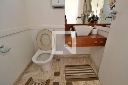 Casa à venda com 788m², 9 quartos e 10 vagasLavabo
