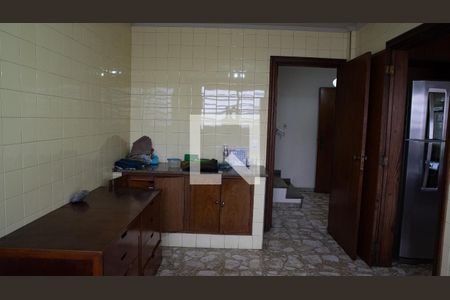 Casa à venda com 270m², 4 quartos e 4 vagas Quarto adaptado