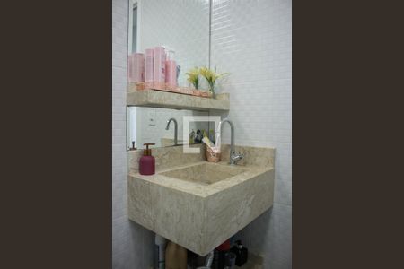 Casa à venda com 130m², 3 quartos e 2 vagas Casa à venda com 130m², 3 quartos e 2 vagasPia