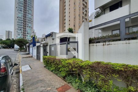 Apartamento à venda com 65m², 2 quartos e 1 vaga Apartamento à venda com 65m², 2 quartos e 1 vagaFachada