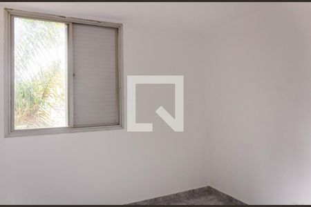Quarto 1 de apartamento para alugar com 2 quartos, 50m² em Jardim dos Prados, São Paulo