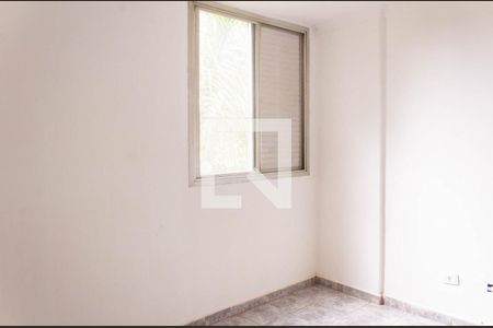 Quarto 2 de apartamento para alugar com 2 quartos, 50m² em Jardim dos Prados, São Paulo