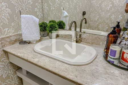 Casa à venda com 400m², 3 quartos e 7 vagas Casa à venda com 400m², 3 quartos e 7 vagasDetalhe Lavabo