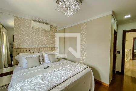 Casa à venda com 400m², 3 quartos e 7 vagas Casa à venda com 400m², 3 quartos e 7 vagasSuite 3