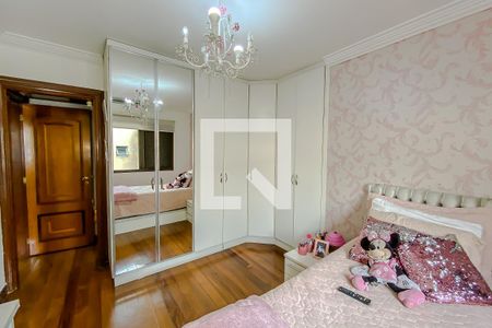 Casa à venda com 400m², 3 quartos e 7 vagas Casa à venda com 400m², 3 quartos e 7 vagasSuite