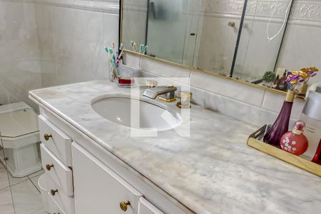 Casa à venda com 400m², 3 quartos e 7 vagas Casa à venda com 400m², 3 quartos e 7 vagasDetalhe Banheiro da Suite 3