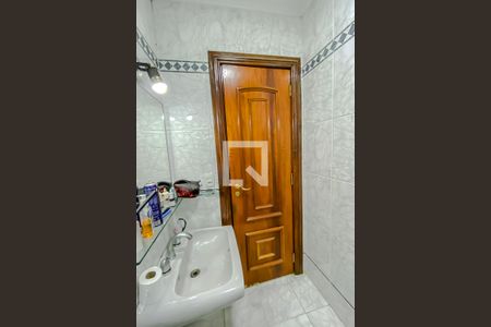 Casa à venda com 400m², 3 quartos e 7 vagas Casa à venda com 400m², 3 quartos e 7 vagasBanheiro da Suite 2