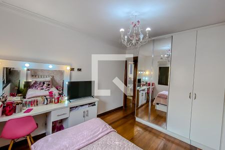 Casa à venda com 400m², 3 quartos e 7 vagas Casa à venda com 400m², 3 quartos e 7 vagasSuite