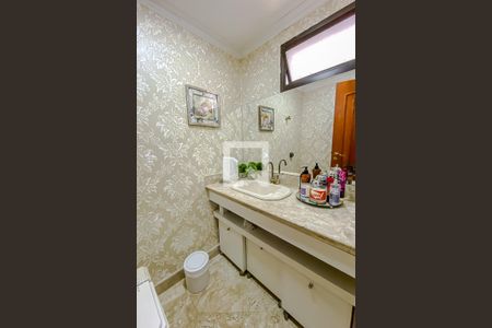 Casa à venda com 400m², 3 quartos e 7 vagas Casa à venda com 400m², 3 quartos e 7 vagasLavabo