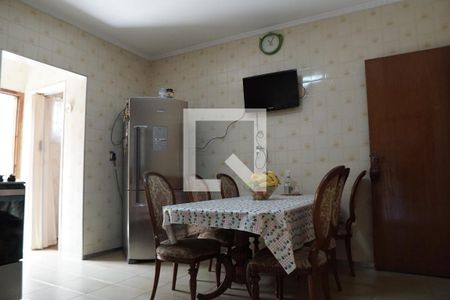 Casa à venda com 138m², 3 quartos e 2 vagasCozinha