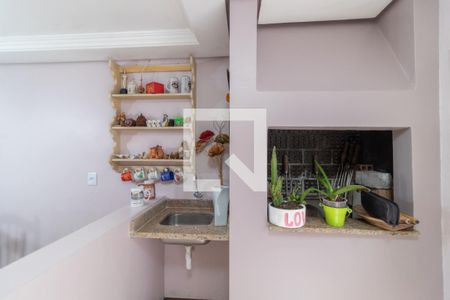 Casa de condomínio à venda com 285m², 3 quartos e 2 vagasChurrasqueira