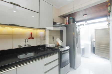 Casa à venda com 107m², 3 quartos e 2 vagasCOZINHA