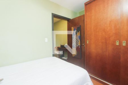 Casa à venda com 107m², 3 quartos e 2 vagasQUARTO 2