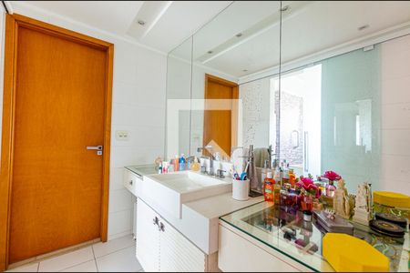 Apartamento à venda com 420m², 4 quartos e 6 vagas Apartamento à venda com 420m², 4 quartos e 6 vagasBanheiro da Suíte