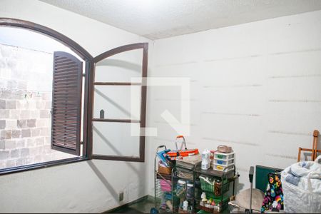 Casa de condomínio à venda com 300m², 4 quartos e 4 vagasQuarto 2