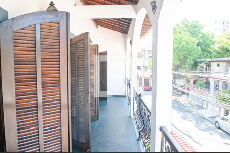 Casa de condomínio à venda com 300m², 4 quartos e 4 vagasVaranda Sala 2