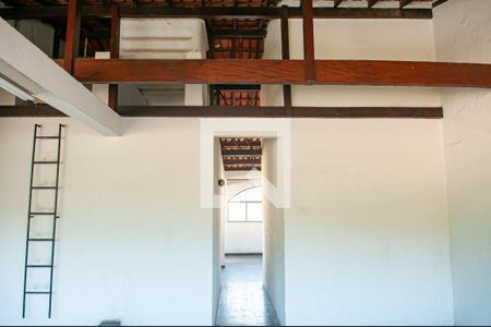 Casa de condomínio à venda com 300m², 4 quartos e 4 vagasTerraço