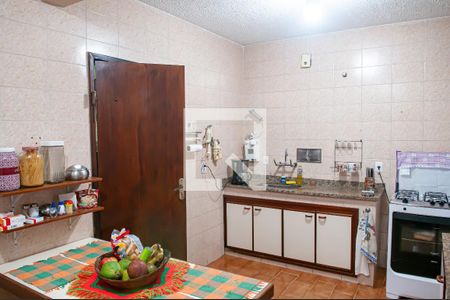 Casa de condomínio à venda com 300m², 4 quartos e 4 vagasCozinha