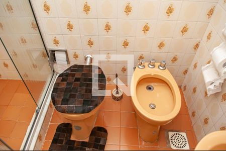 Casa de condomínio à venda com 300m², 4 quartos e 4 vagasBanheiro 1