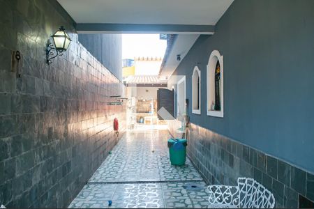 Casa de condomínio à venda com 300m², 4 quartos e 4 vagasGaragem