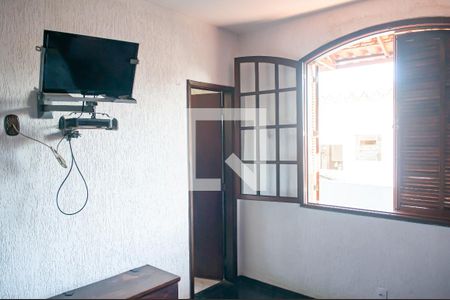 Casa de condomínio à venda com 300m², 4 quartos e 4 vagasQuarto 4 - Suite