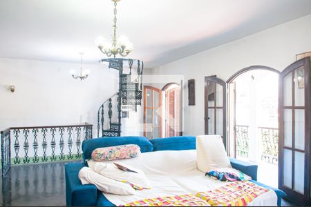 Casa de condomínio à venda com 300m², 4 quartos e 4 vagasSala 2