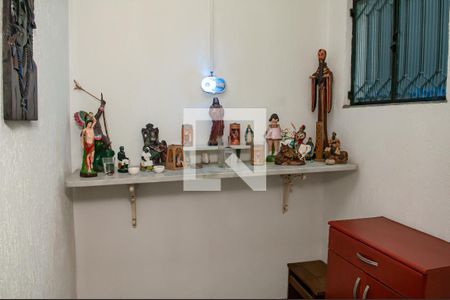 Casa de condomínio à venda com 300m², 4 quartos e 4 vagasComodo