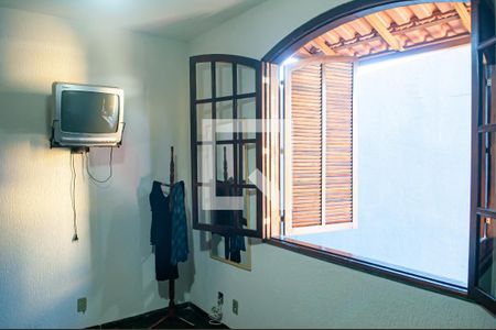 Casa de condomínio à venda com 300m², 4 quartos e 4 vagasQuarto 3 - Suite