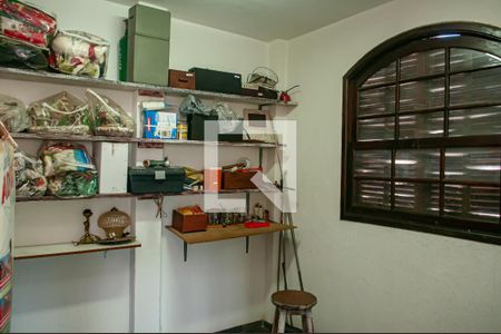 Casa de condomínio à venda com 300m², 4 quartos e 4 vagasTerraço - Quarto