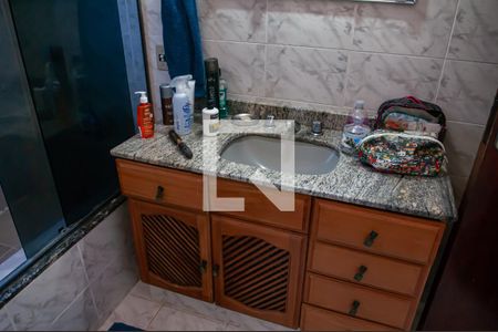 Casa de condomínio à venda com 300m², 4 quartos e 4 vagasQuarto 4 - Suite