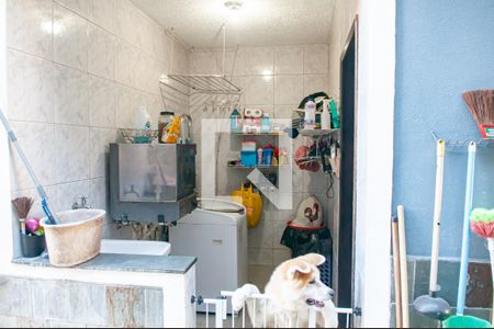 Casa de condomínio à venda com 300m², 4 quartos e 4 vagasArea de Serviço