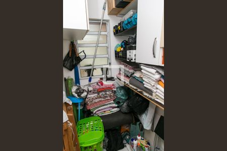 Casa à venda com 180m², 3 quartos e 2 vagas Casa à venda com 180m², 3 quartos e 2 vagasÁrea de Serviço
