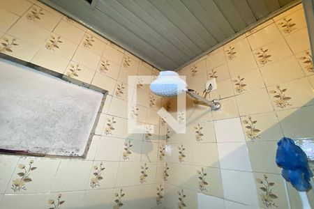 Casa à venda com 110m², 3 quartos e 2 vagasChuveiro do Banheiro