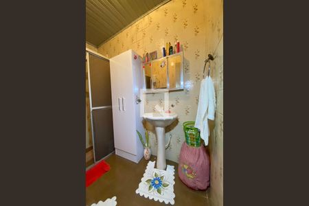 Casa à venda com 110m², 3 quartos e 2 vagasBanheiro