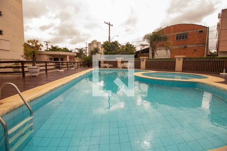 Apartamento à venda com 121m², 3 quartos e 2 vagas Apartamento à venda com 121m², 3 quartos e 2 vagasÁrea comum - Piscina