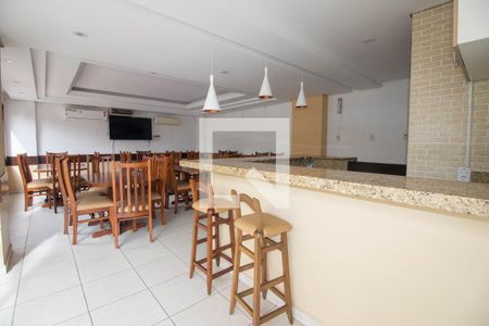 Apartamento à venda com 121m², 3 quartos e 2 vagas Apartamento à venda com 121m², 3 quartos e 2 vagasÁrea comum - Salão de festas