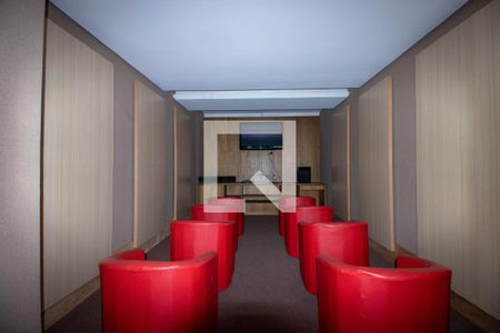 Apartamento à venda com 121m², 3 quartos e 2 vagas Apartamento à venda com 121m², 3 quartos e 2 vagasSala de Cinema