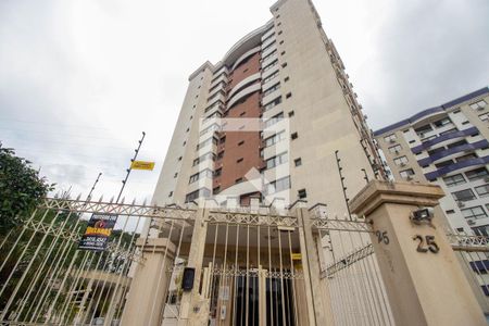 Apartamento à venda com 121m², 3 quartos e 2 vagas Apartamento à venda com 121m², 3 quartos e 2 vagasFachada
