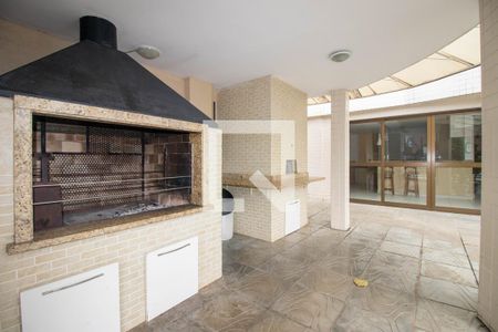 Apartamento à venda com 121m², 3 quartos e 2 vagas Apartamento à venda com 121m², 3 quartos e 2 vagasÁrea comum - Churrasqueira