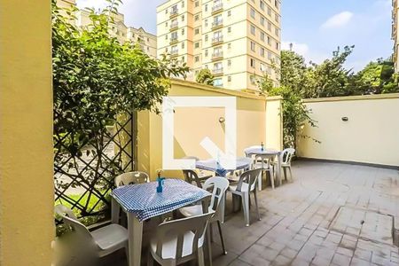 Apartamento à venda com 65m², 2 quartos e 1 vagaÁrea Externa do Salão de Festas