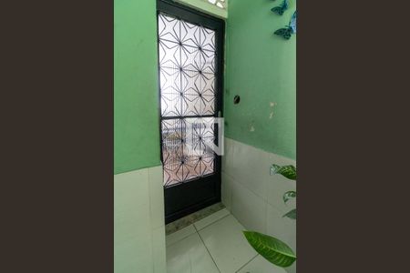 Apartamento à venda com 80m², 2 quartos e sem vaga Apartamento à venda com 80m², 2 quartos e sem vagaHall de Entrada