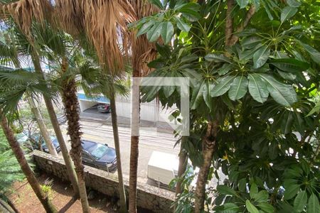 Apartamento à venda com 126m², 3 quartos e 2 vagas Apartamento à venda com 126m², 3 quartos e 2 vagasVista da Sacada